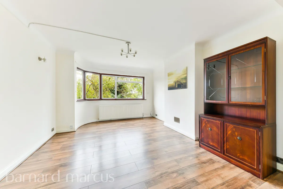 House Barnfield in Greater London