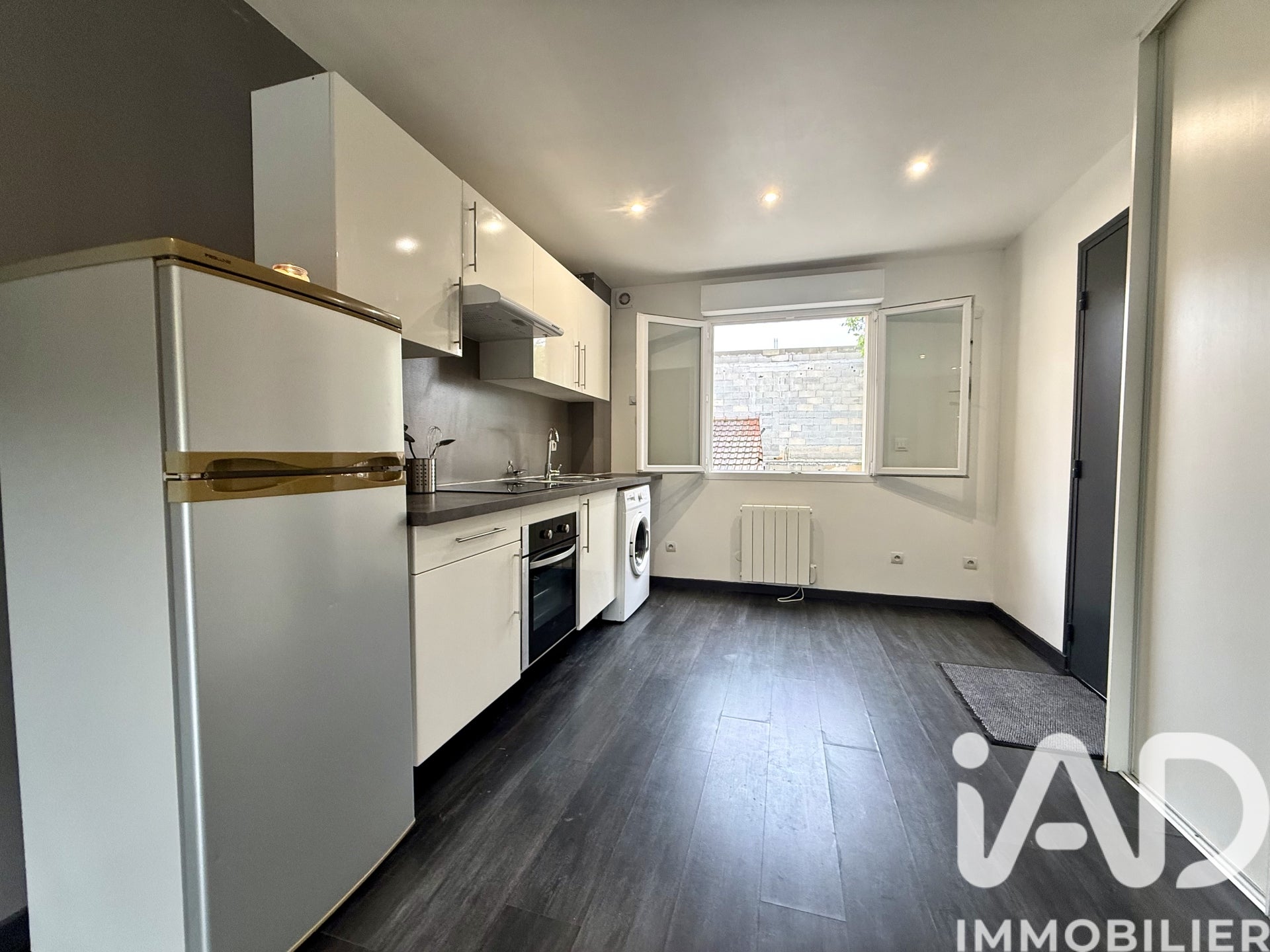 Flat Grande Rue in Aubergenville