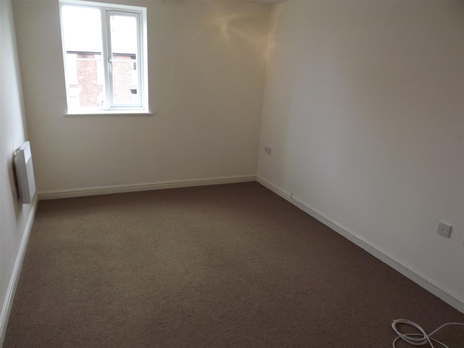 Flat Newport Road in Stafford