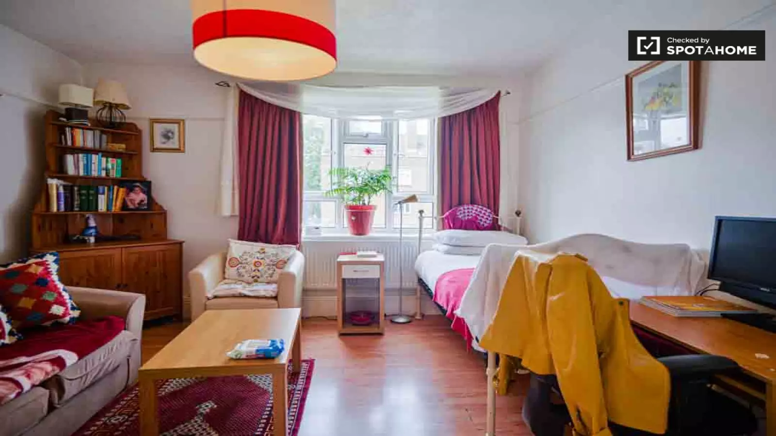 Flat Tulse Hill in Greater London
