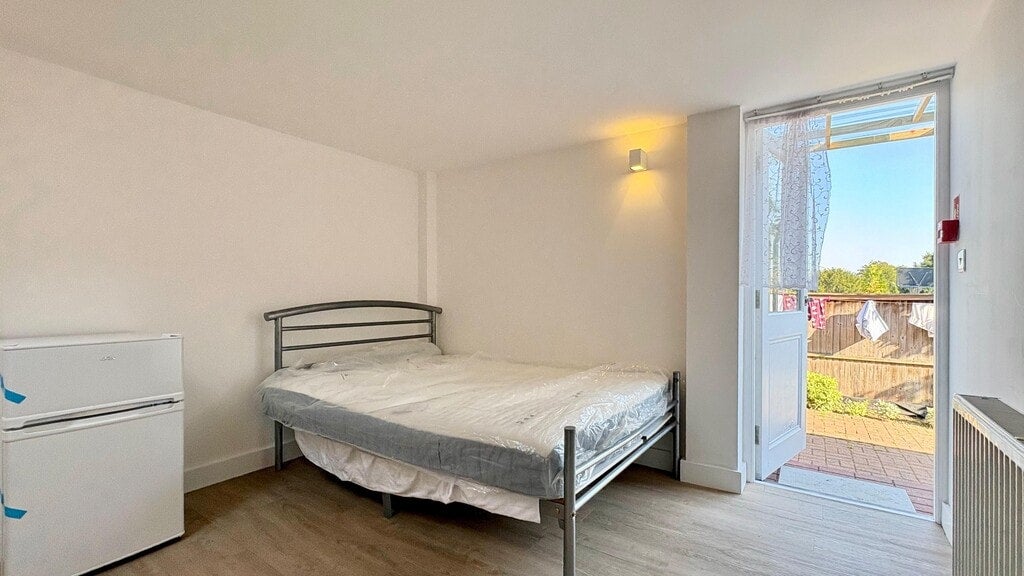 Room Elmer Gardens in Greater London