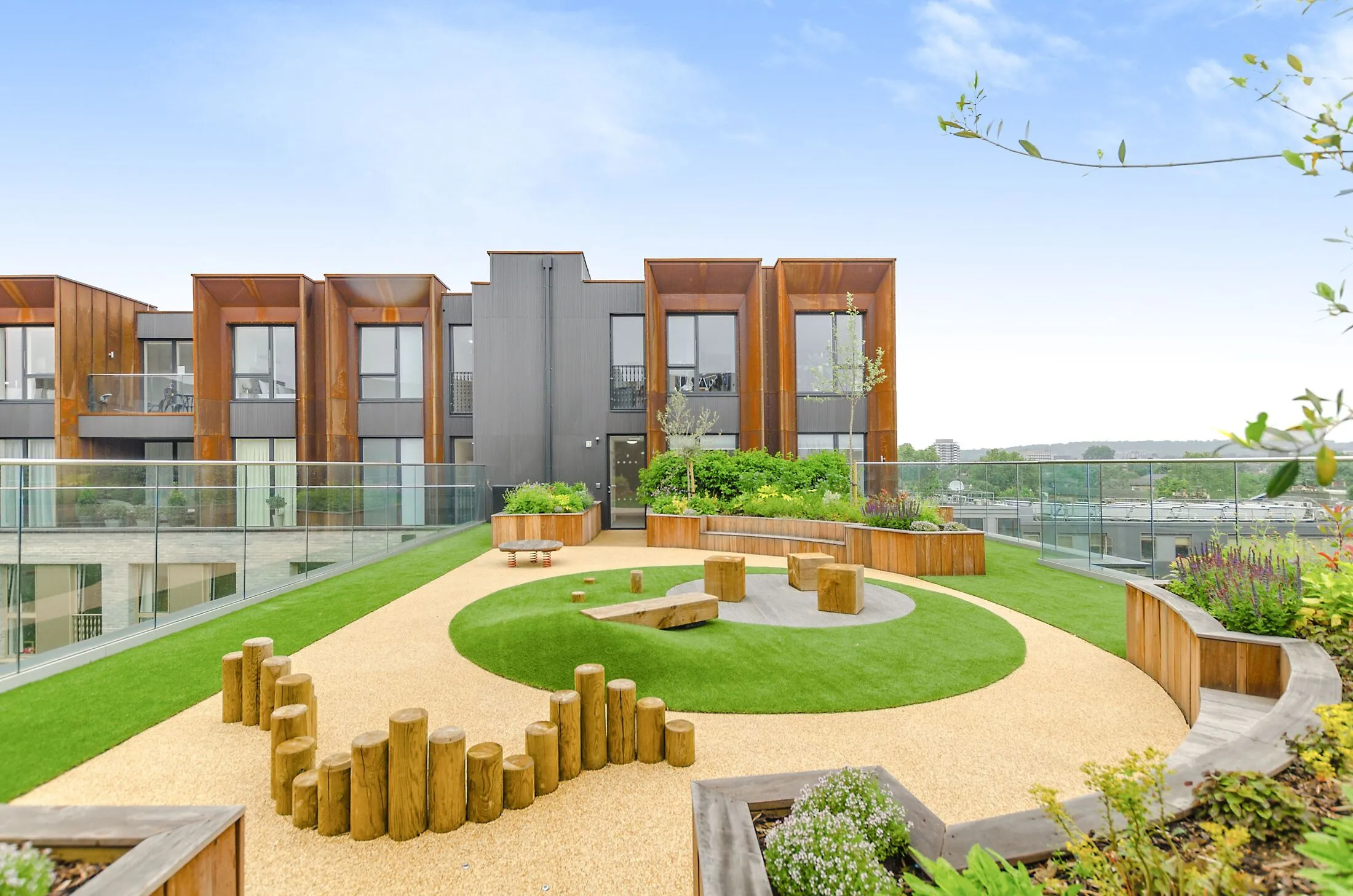 Flat Rochester Place in Greater London
