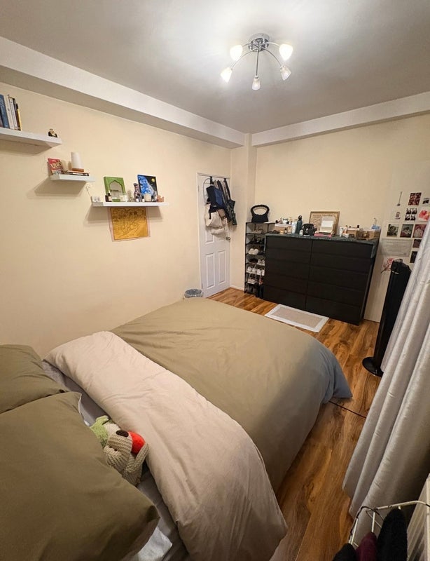 Room John Aird Court in City of Westminster