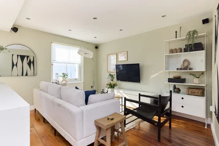 Flat Dawson Place in City of Westminster