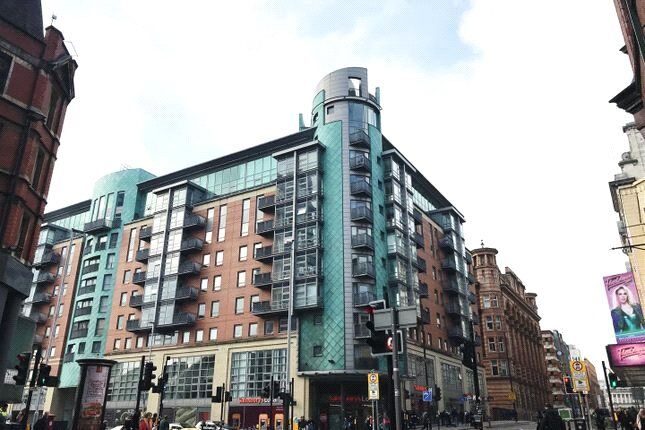 Flat Whitworth Street West in Manchester