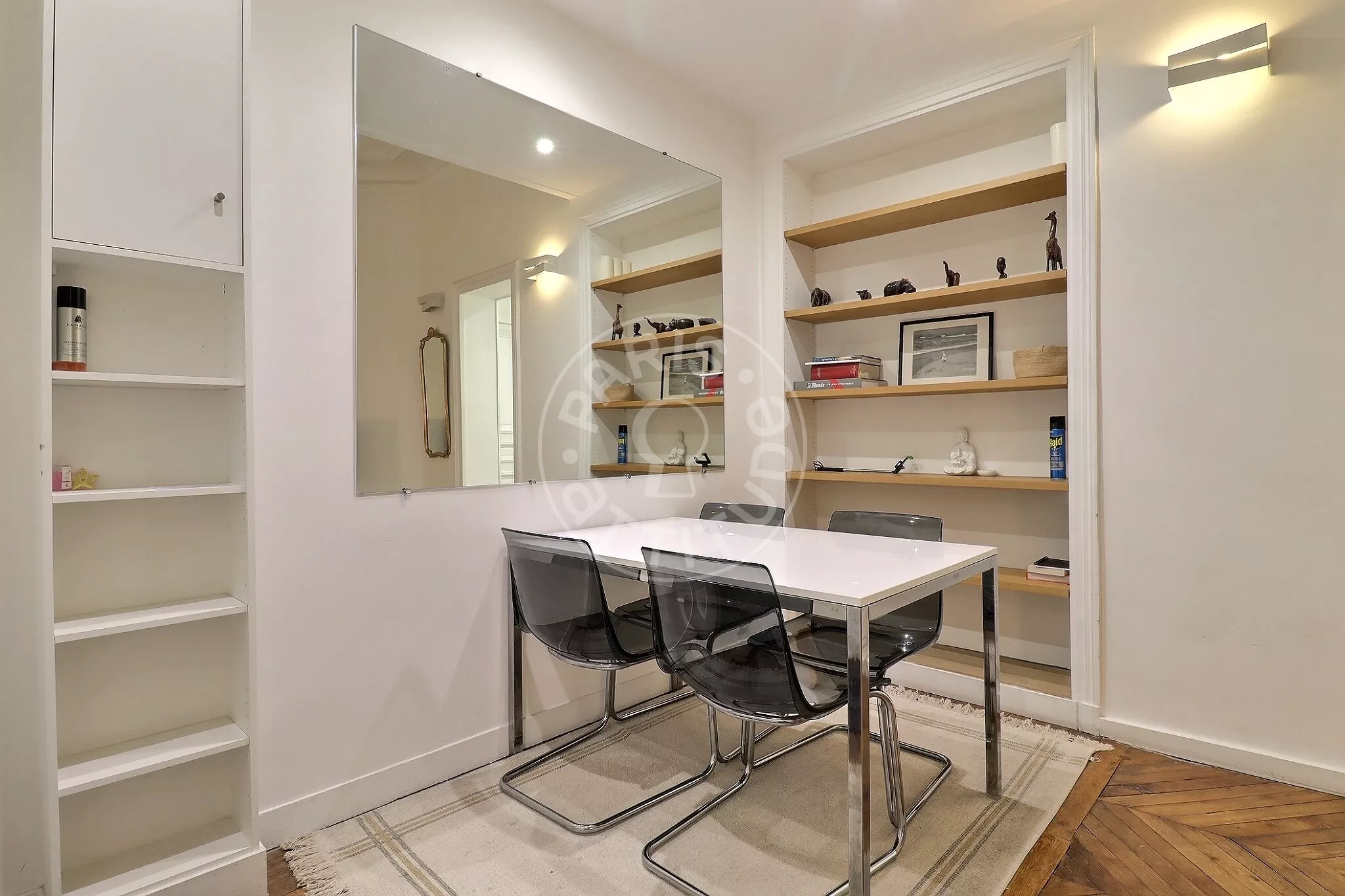 Appartement Rue Marbeuf à Paris