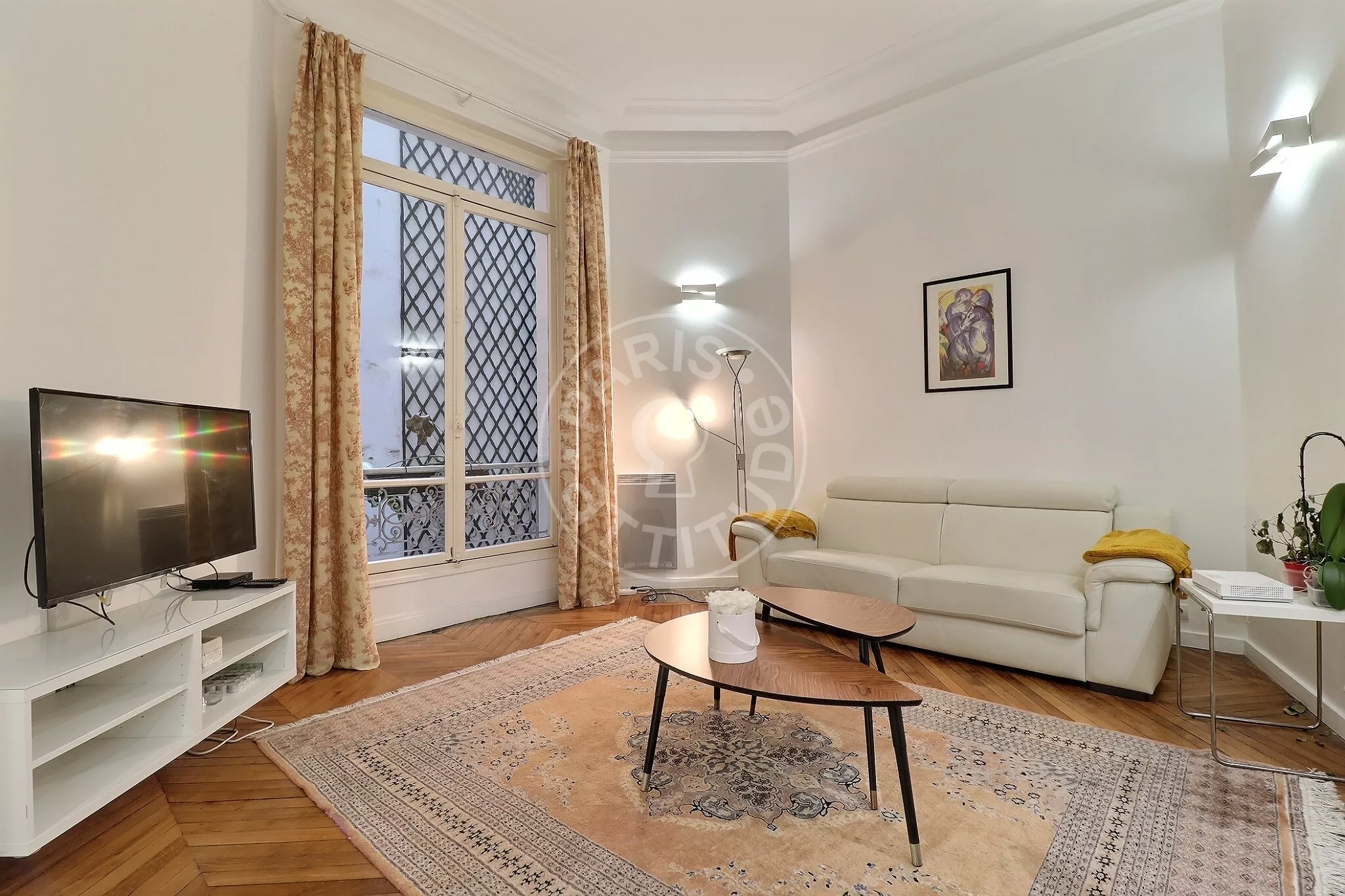 Appartement Rue Marbeuf à Paris