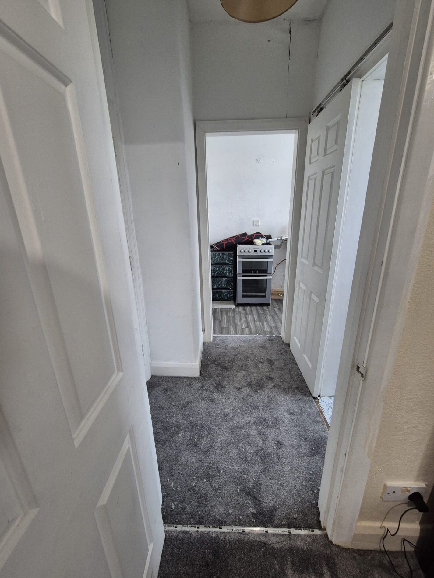 Flat Southfield Park in Greater London