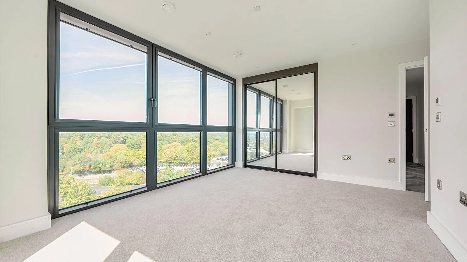 Flat Whistler Drive in Greater London
