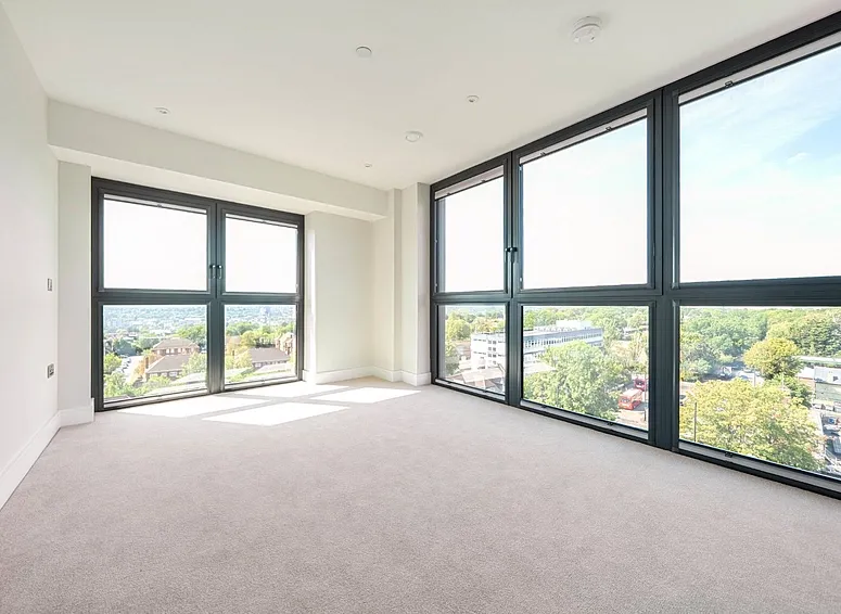 Flat Whistler Drive in Greater London