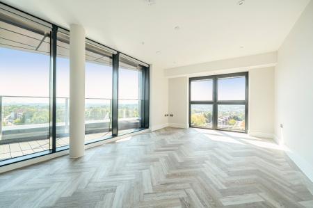 Flat Cockfosters Road in Greater London