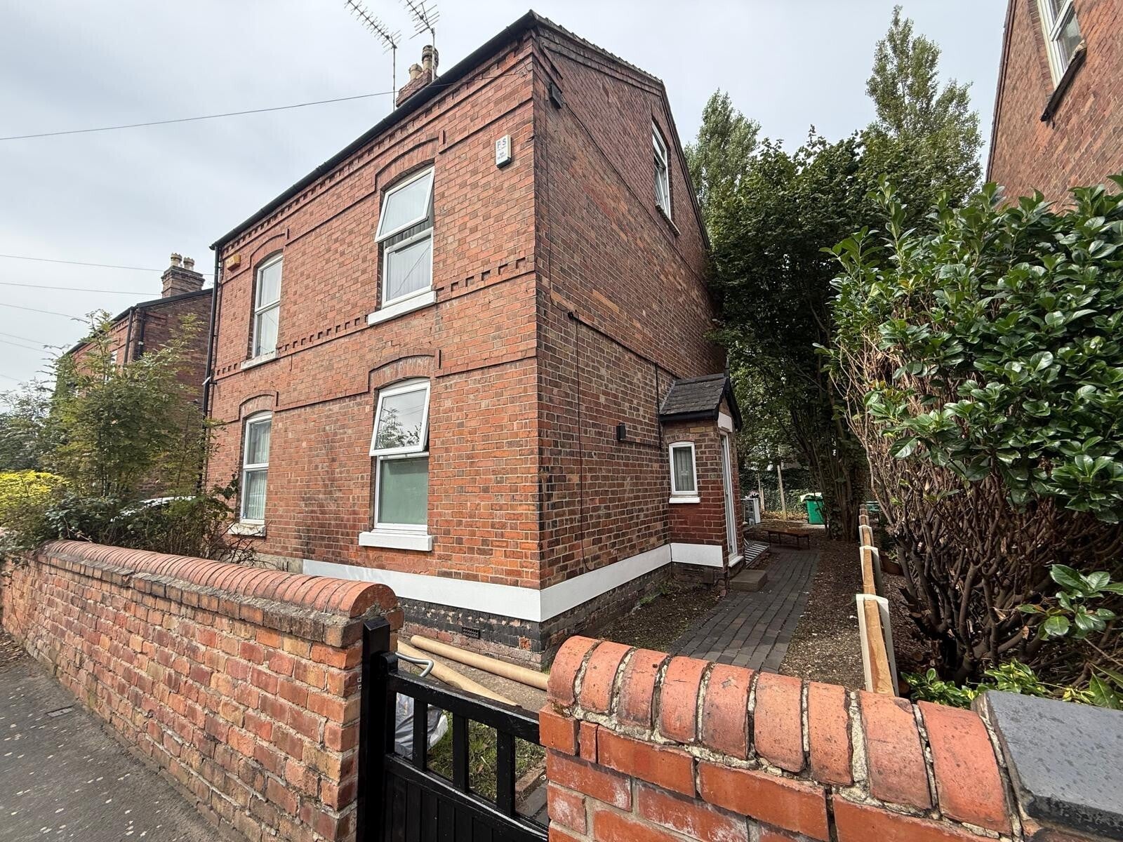 House Highfield Road in Nottingham
