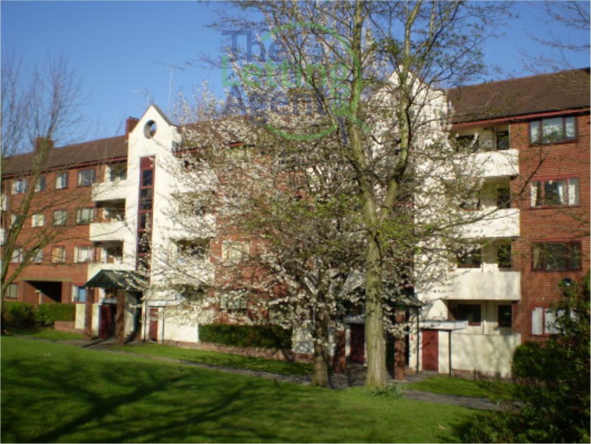 Flat Ordsall Lane in Salford
