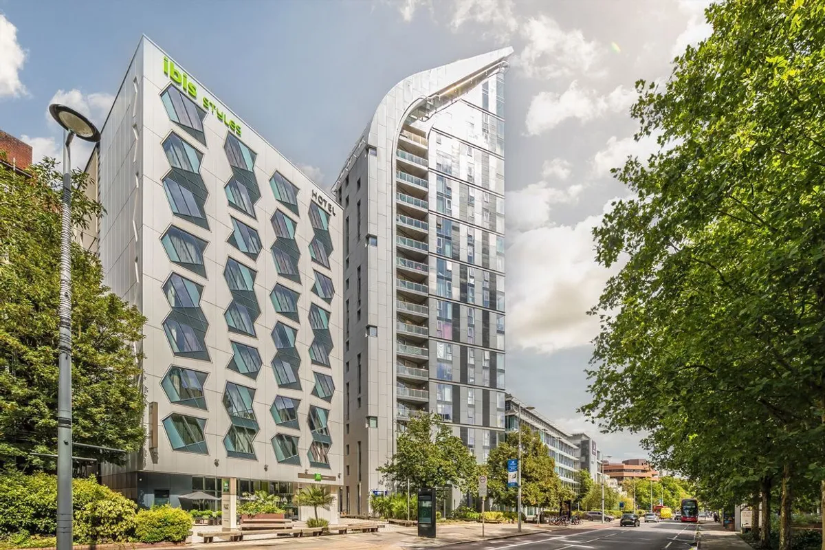 Flat Uxbridge Road in Greater London