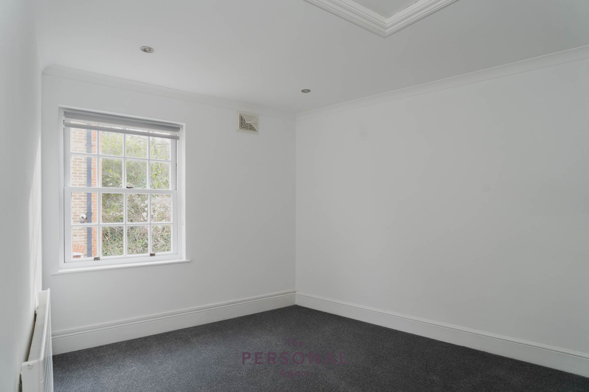Flat Adelphi Road in Epsom and Ewell