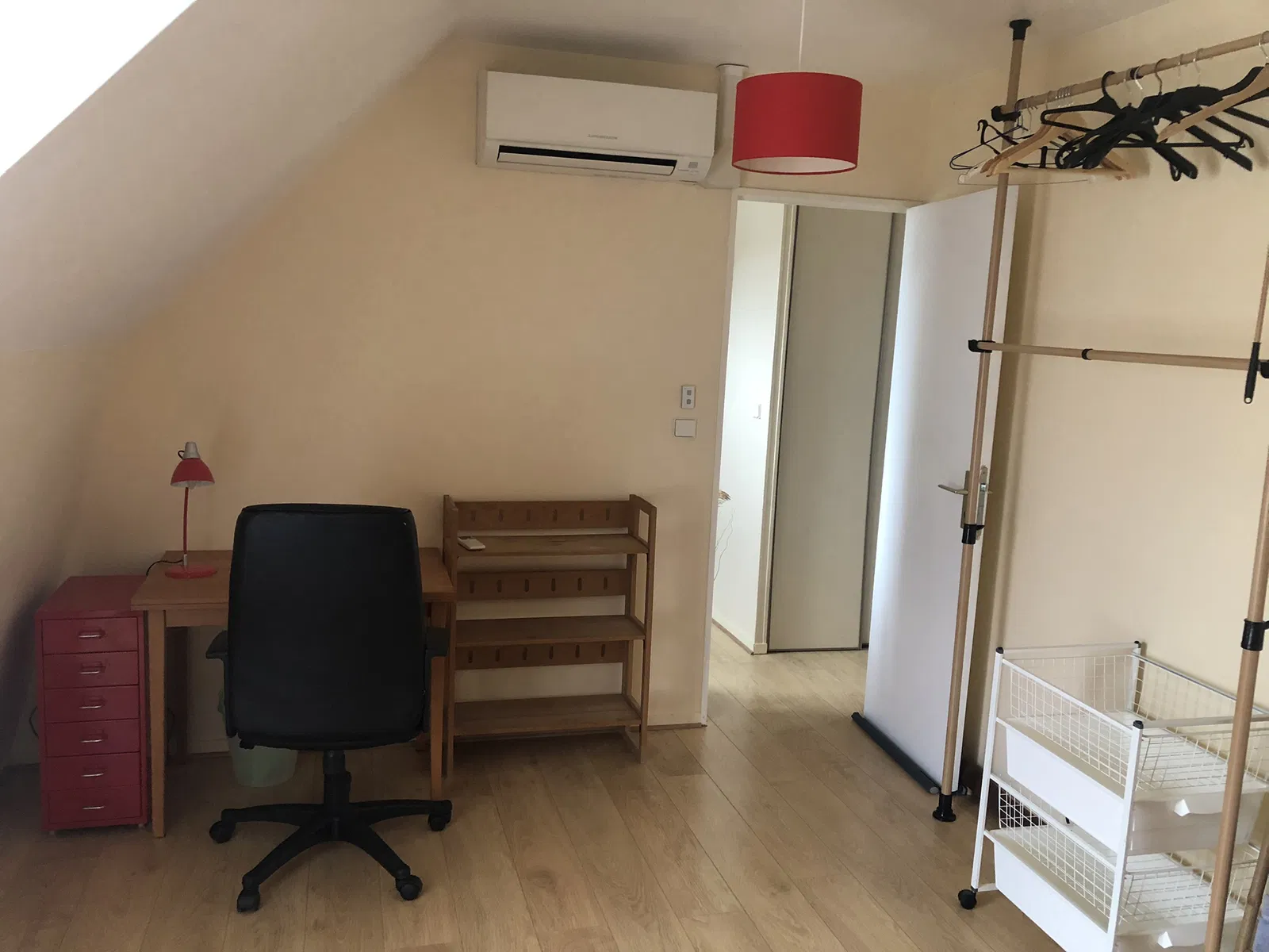Room Rue du Château de Chessy in Montévrain