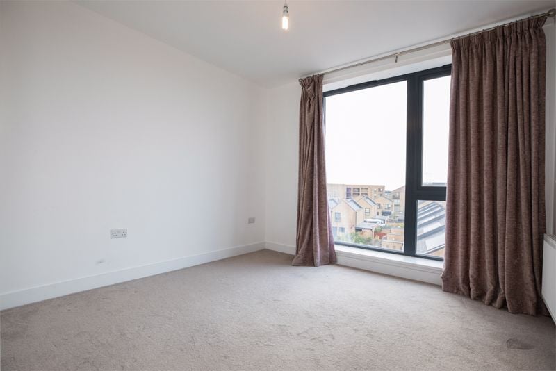 Flat Whittle Avenue in Cambridge