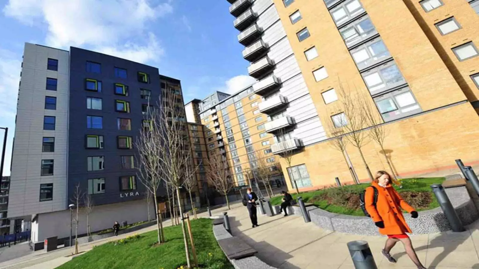Flat Portal Way in Greater London