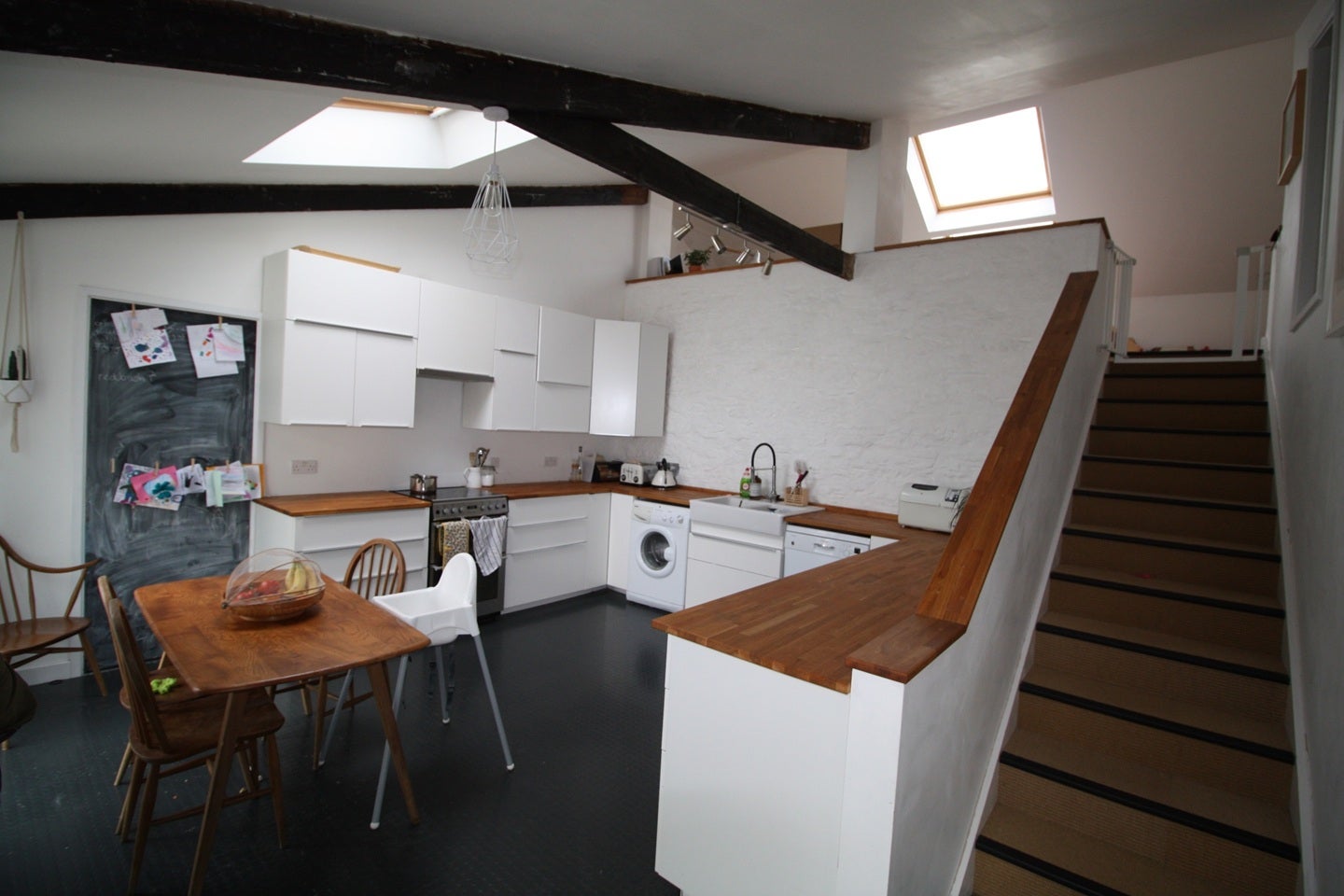 Room Roughmoor Lane in Staplegrove