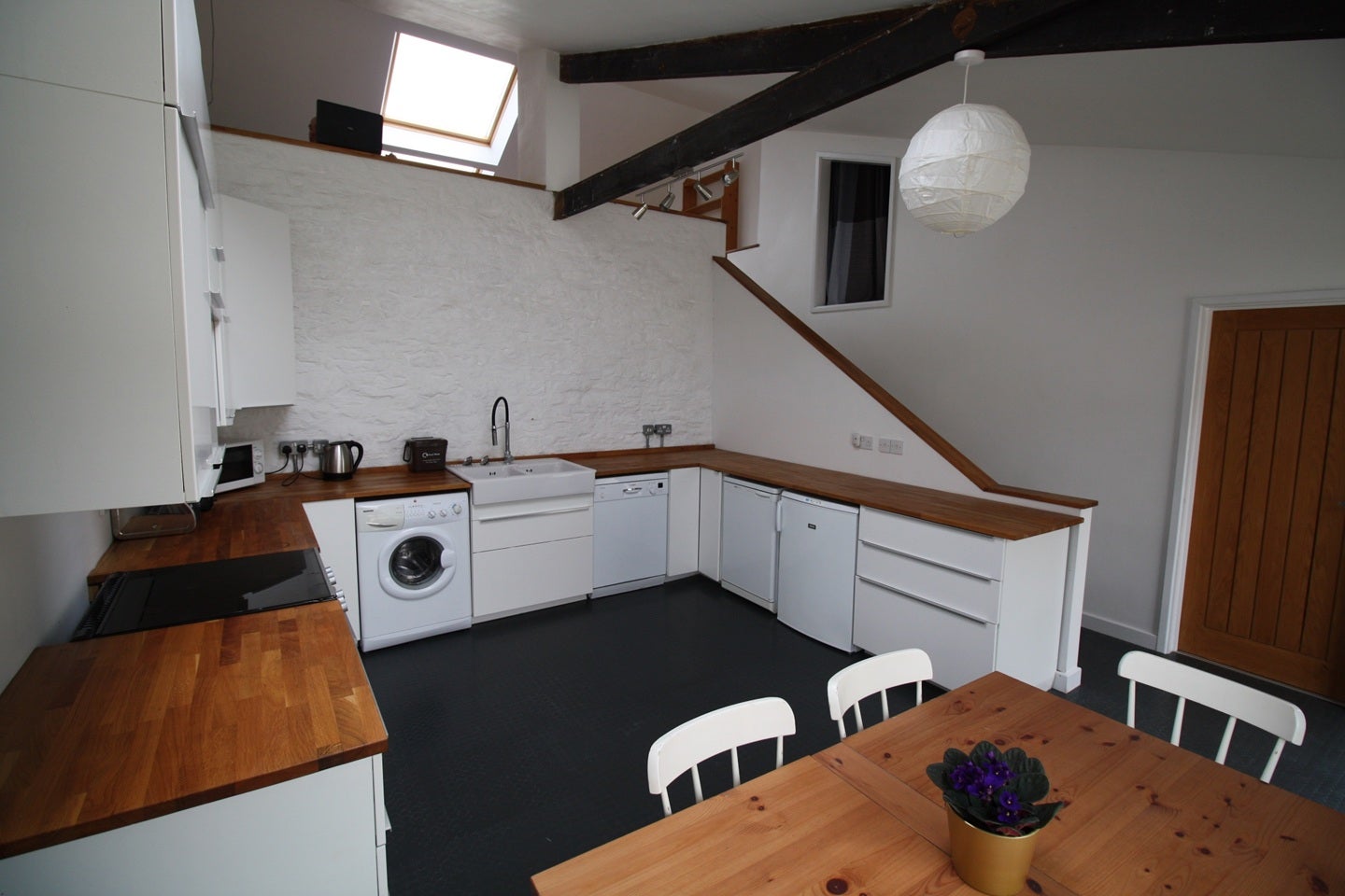 Room Roughmoor Lane in Staplegrove