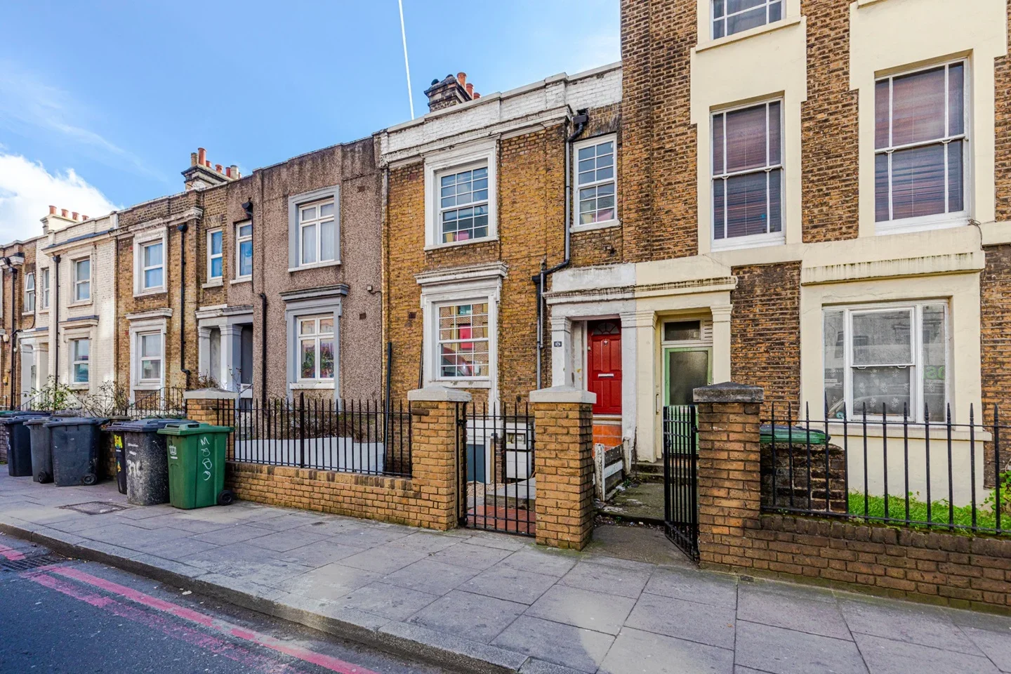 House New Cross Road in Greater London