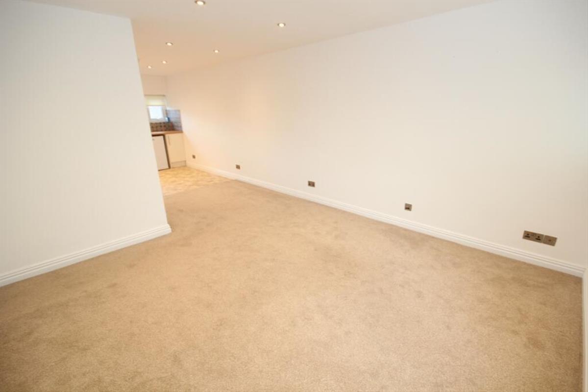 Flat Baylton Drive in Catterall