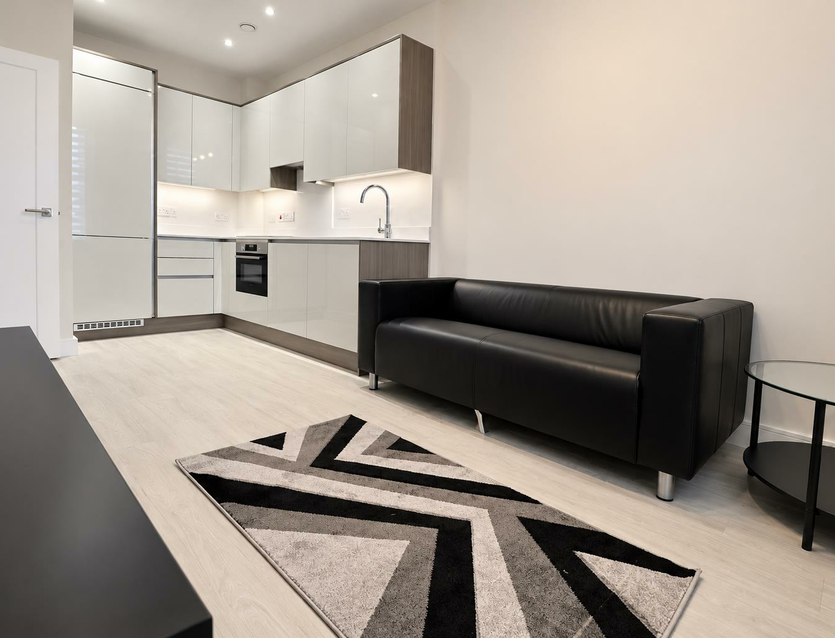 Flat Windsor Street in Greater London