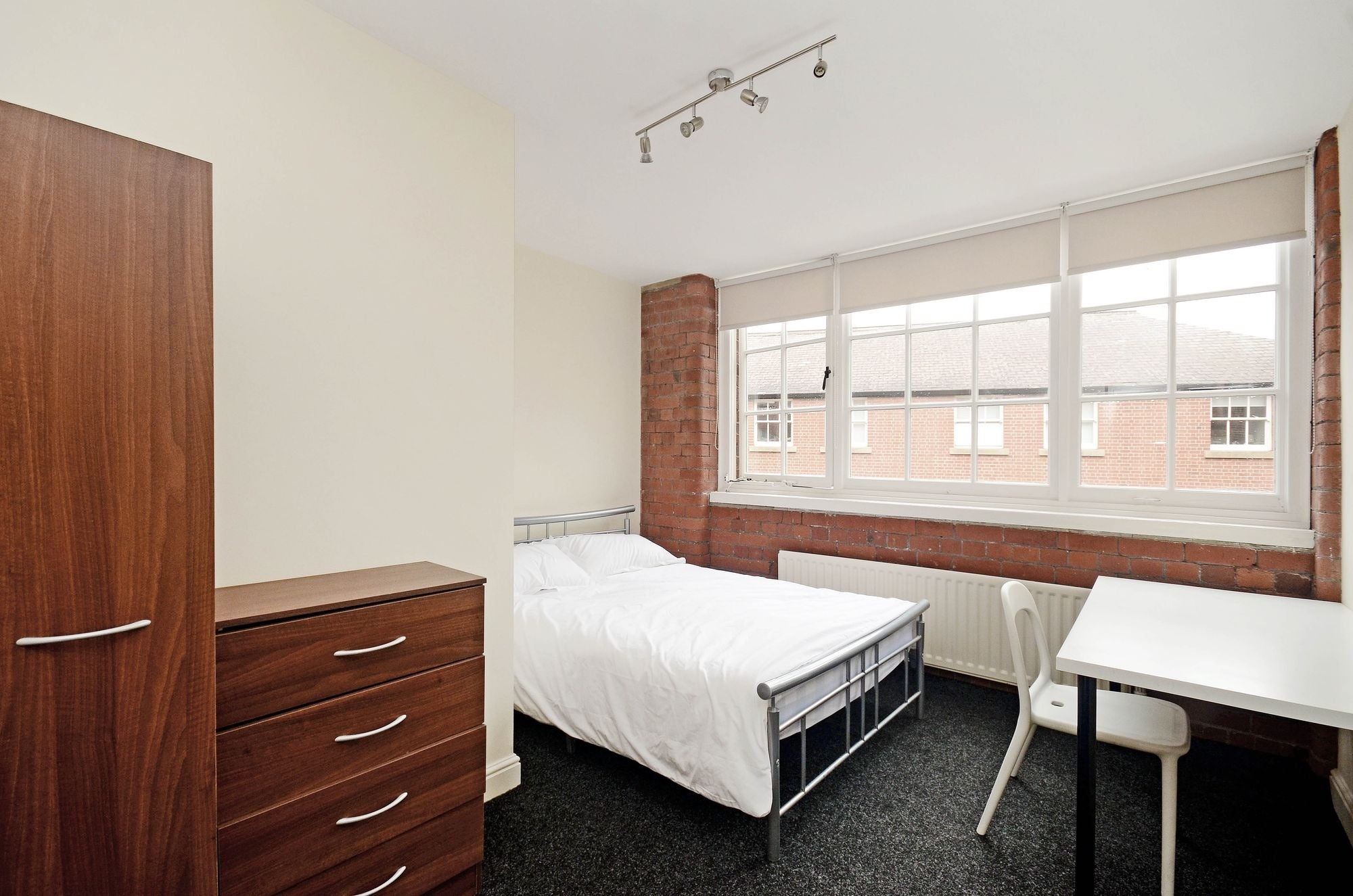 Room Bells Square in Sheffield