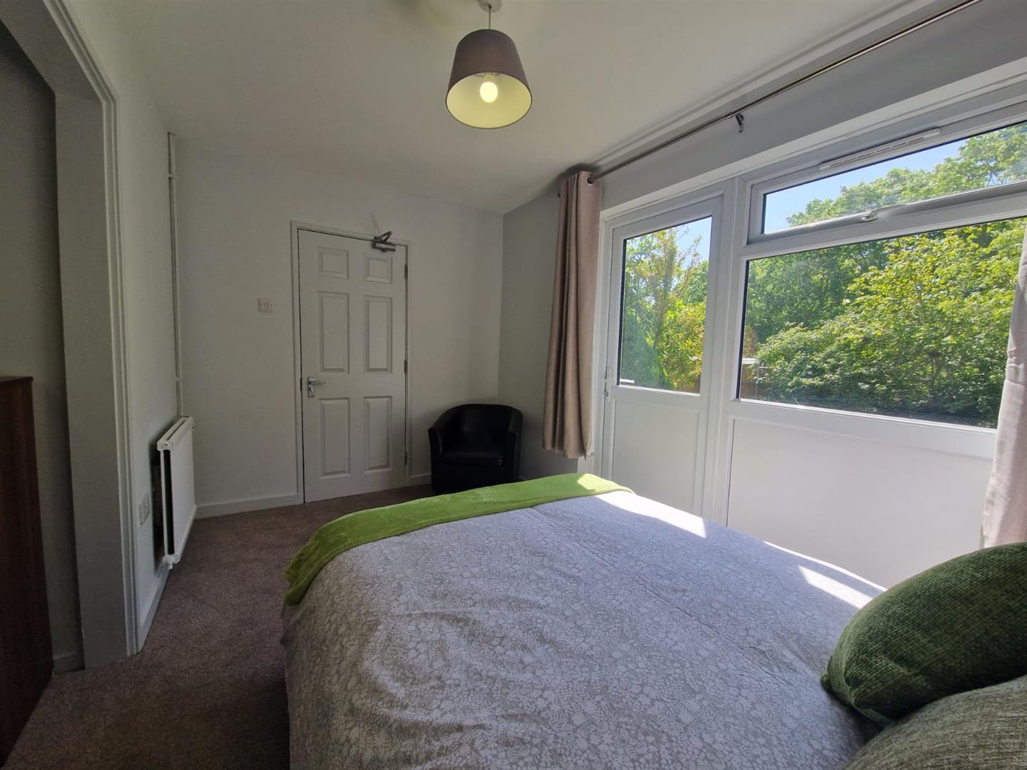 Room Chertsey Rise in Stevenage