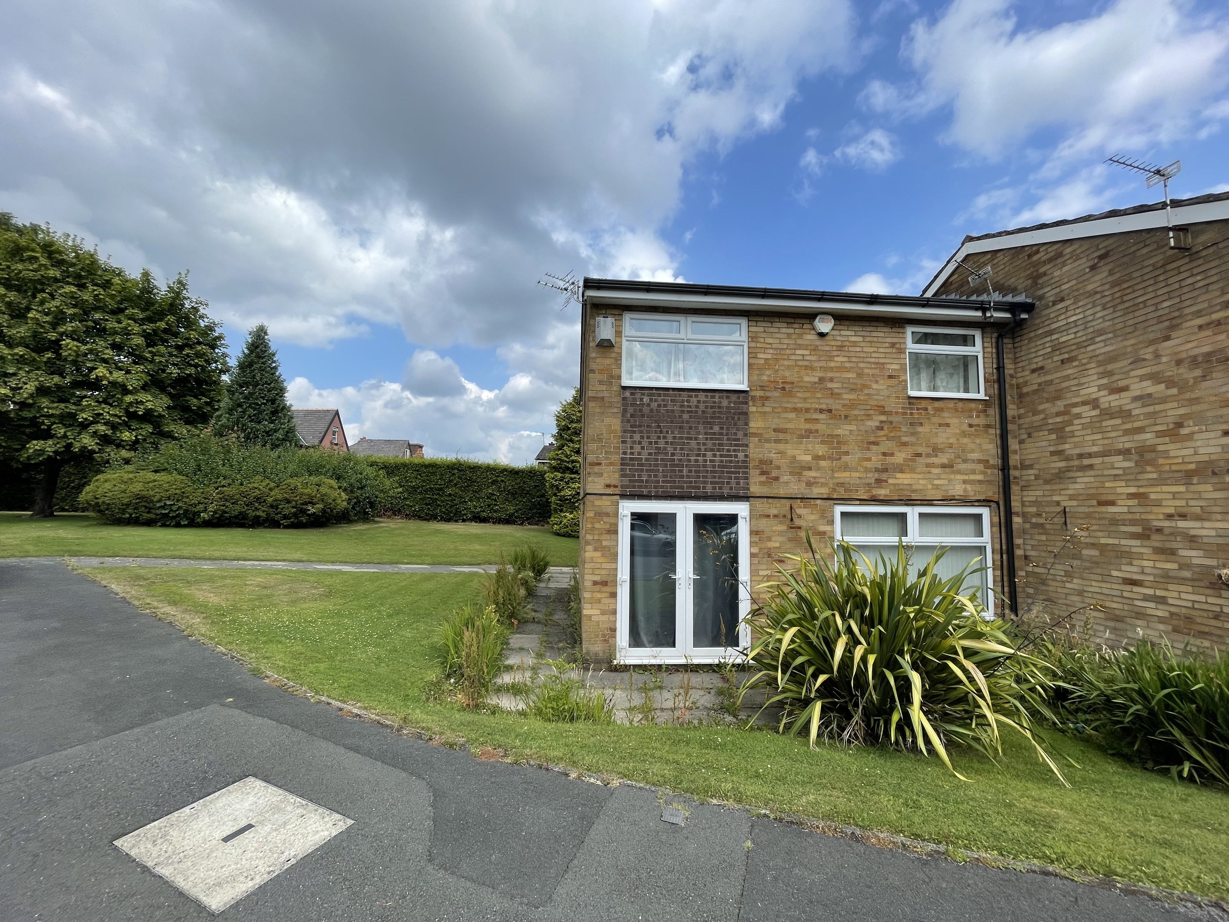 House Carslake Avenue in Bolton