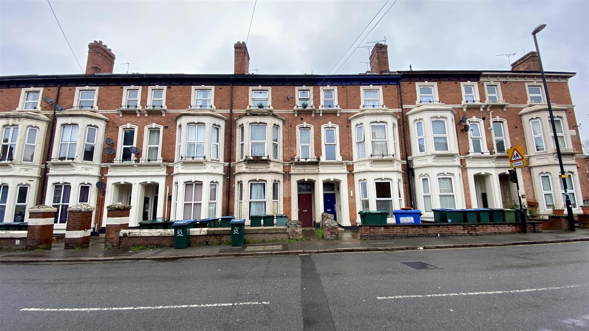 Flat Coundon Road in Coventry