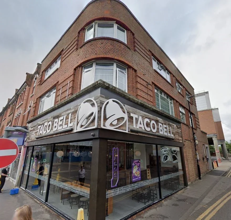 Flat Greenford Road in Greater London