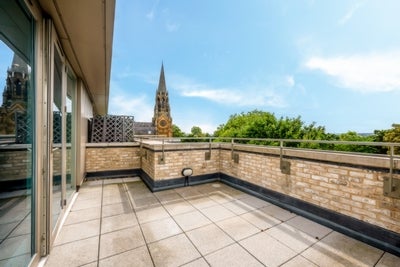 Flat Lee Terrace in Greater London