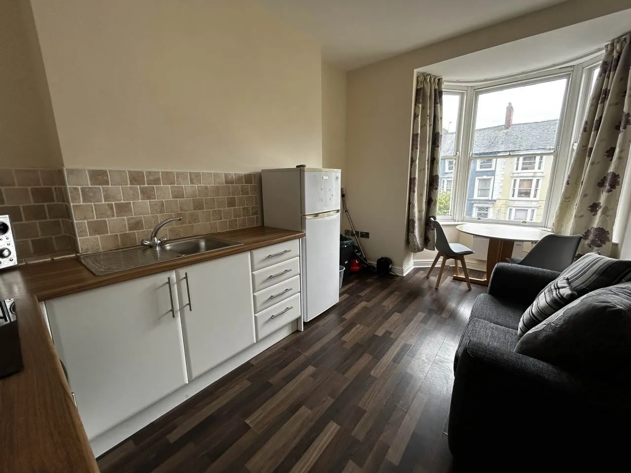 Flat North Parade in Aberystwyth
