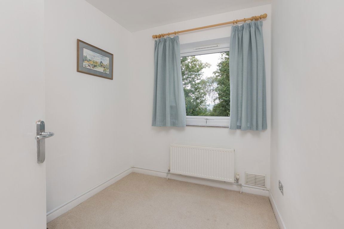 Flat Mount Harry Road in Sevenoaks