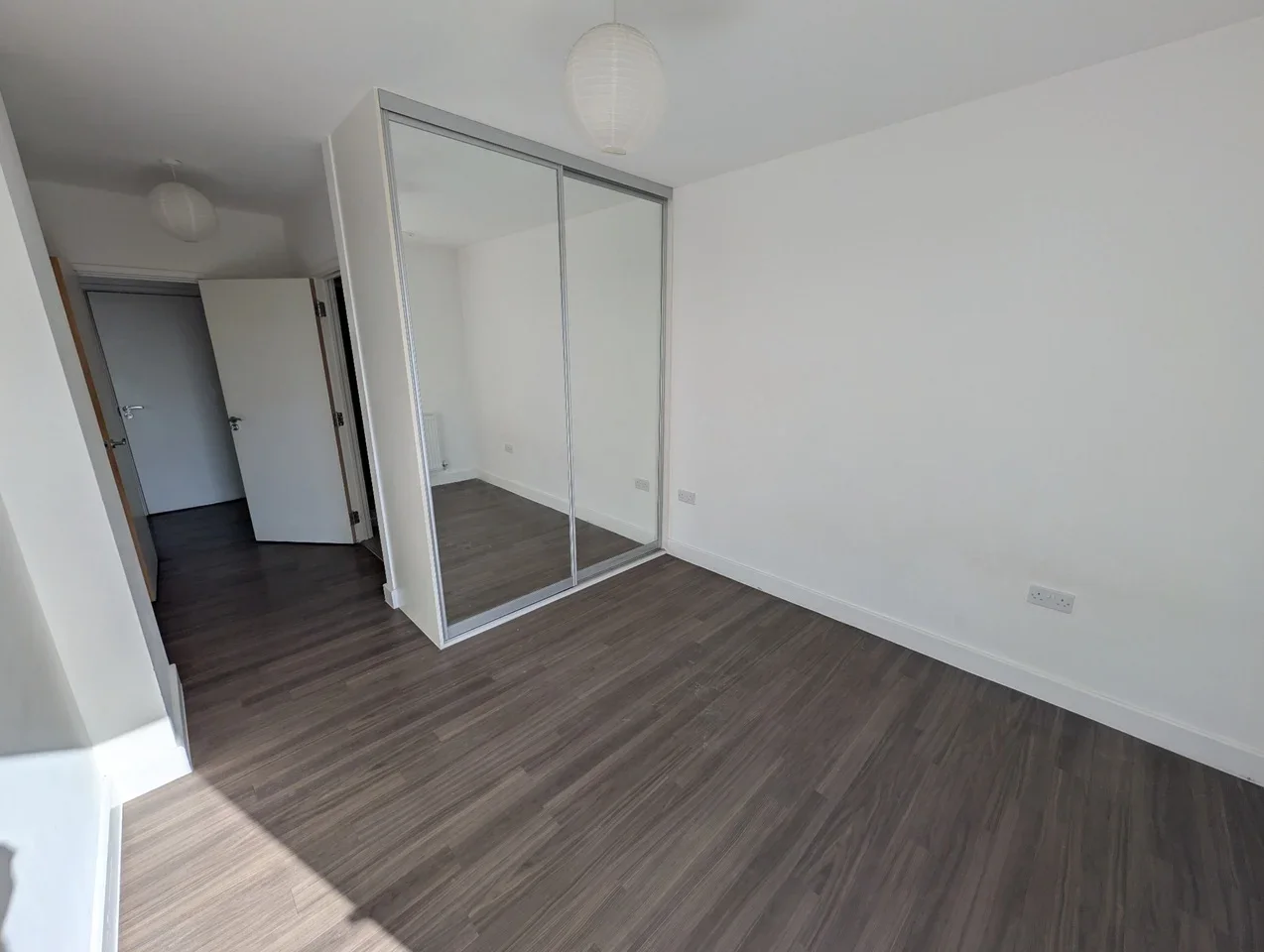 Flat Adenmore Road in Greater London