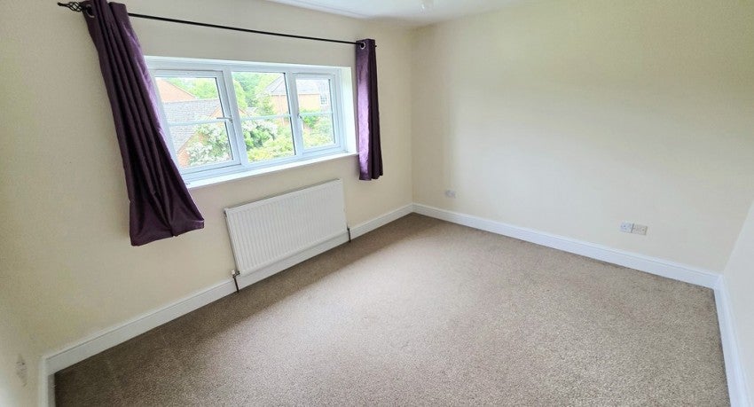 House Bell Close in Helmdon