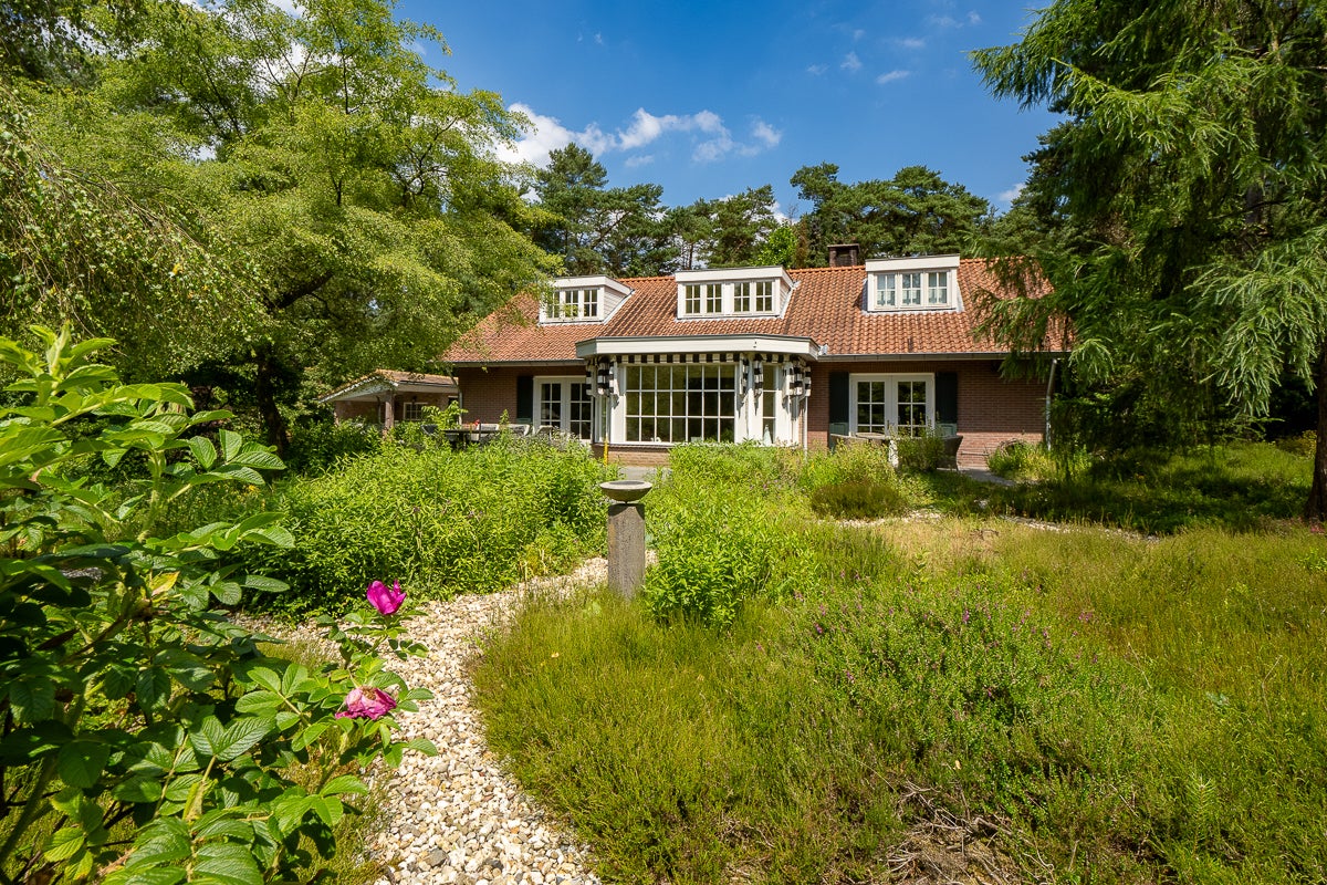 Huis Ericaweg 6 in Holten