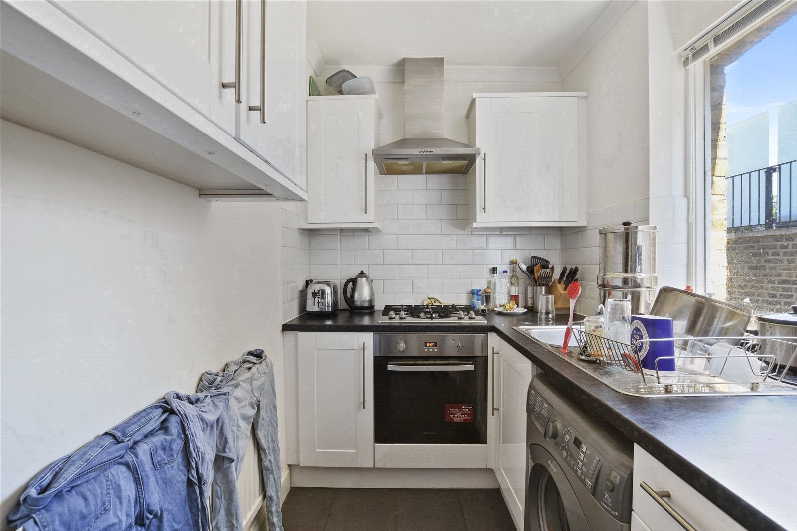 Flat Grosvenor Road in Greater London