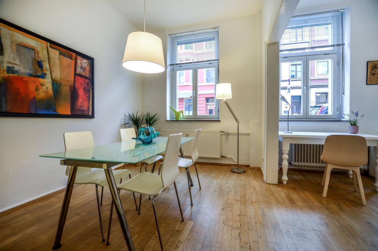 Wohnung Kuenstraße in Köln