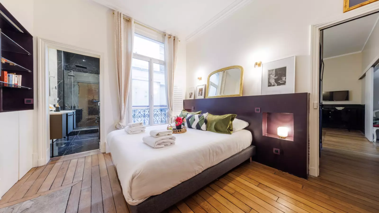 Appartement Rue Jean-Jacques Rousseau à Paris