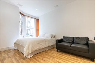 Flat Campden Hill Road in Greater London