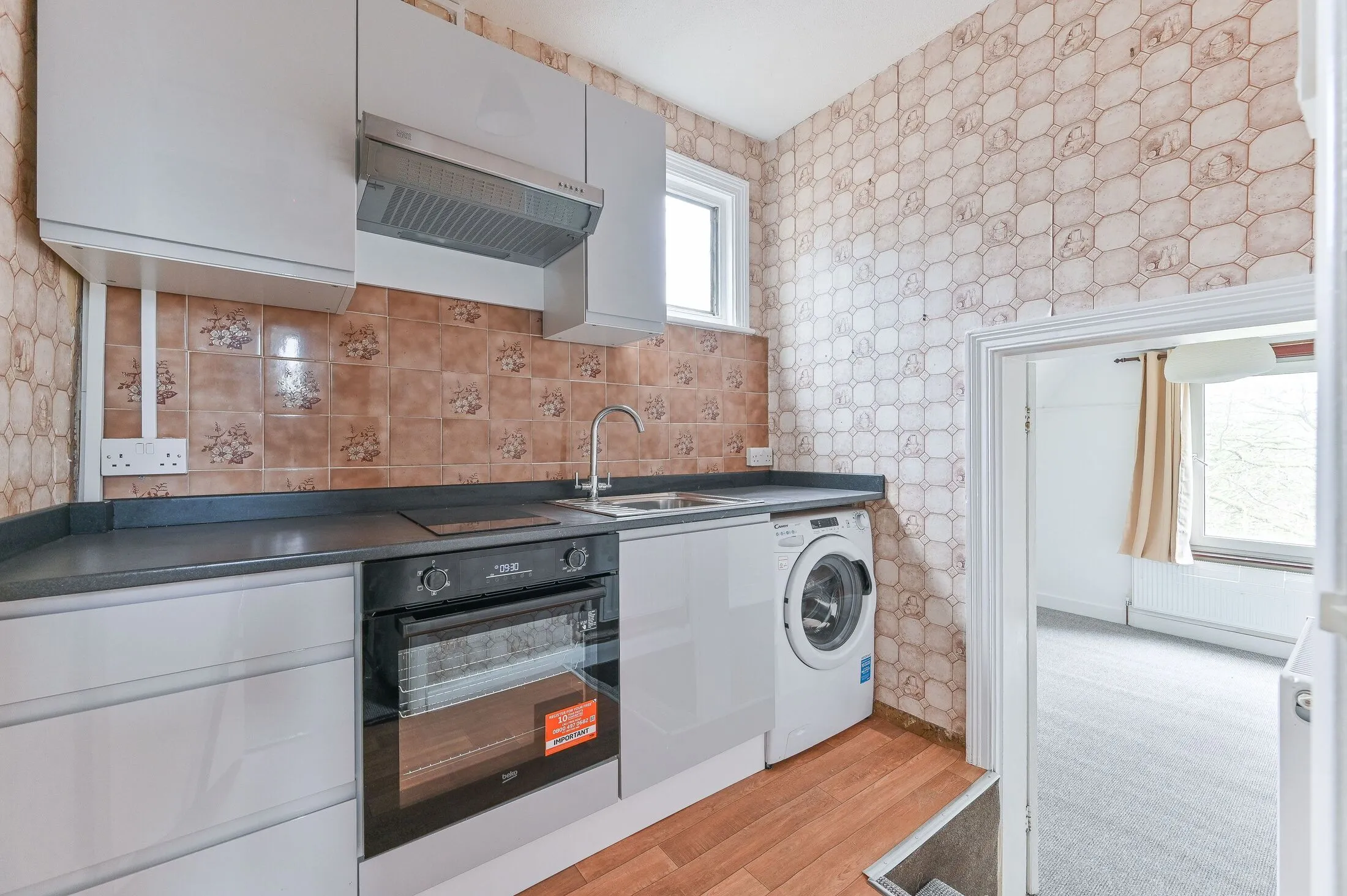Flat Ashburton Road in Greater London