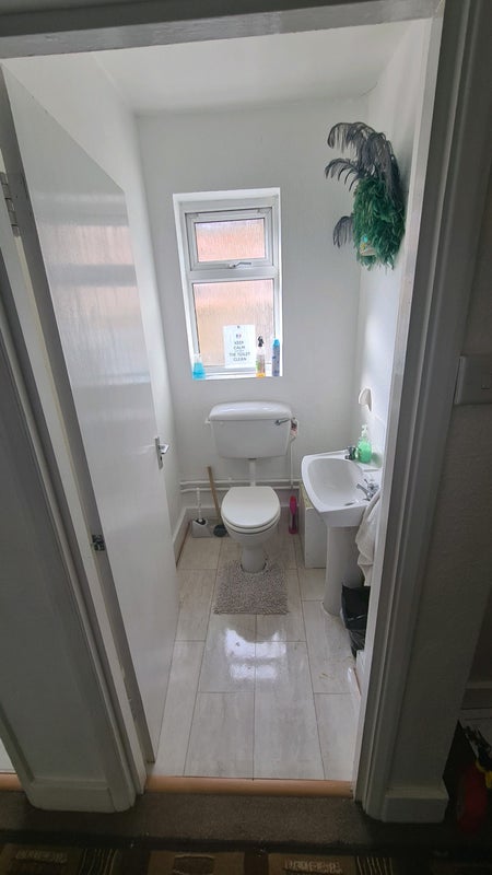 Room Santley Street in Greater London