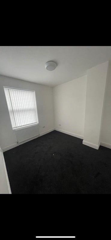 House Makkah Close in Manchester