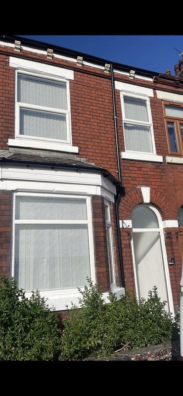 House Makkah Close in Manchester