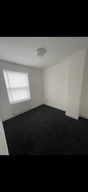 House Makkah Close in Manchester