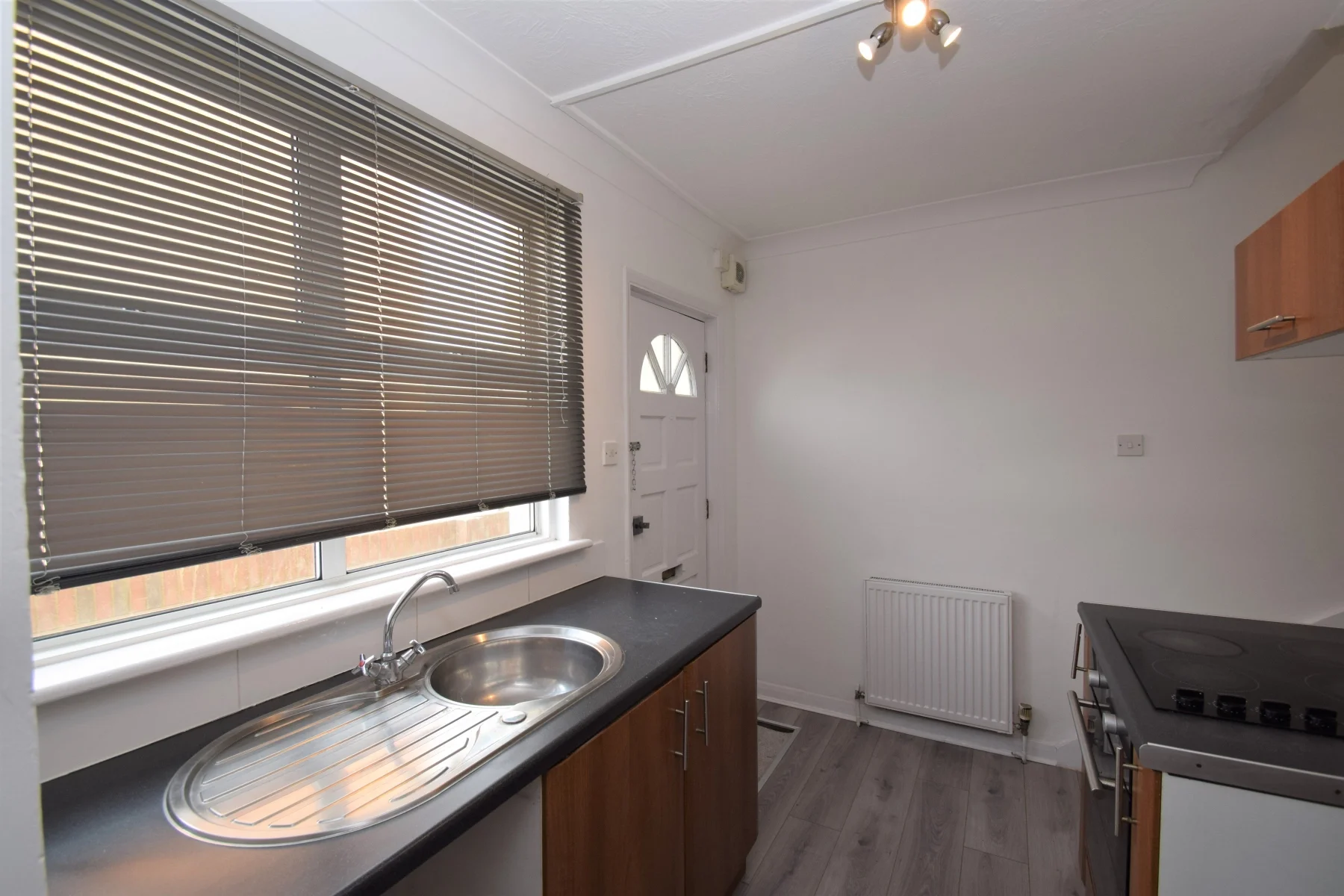 Flat Caversham Close in Rainham