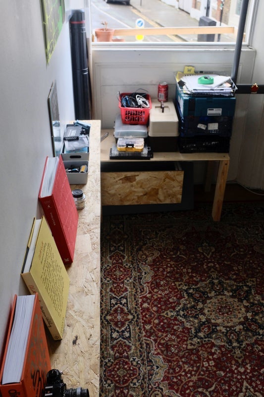 Room Cricketfield Road in Greater London