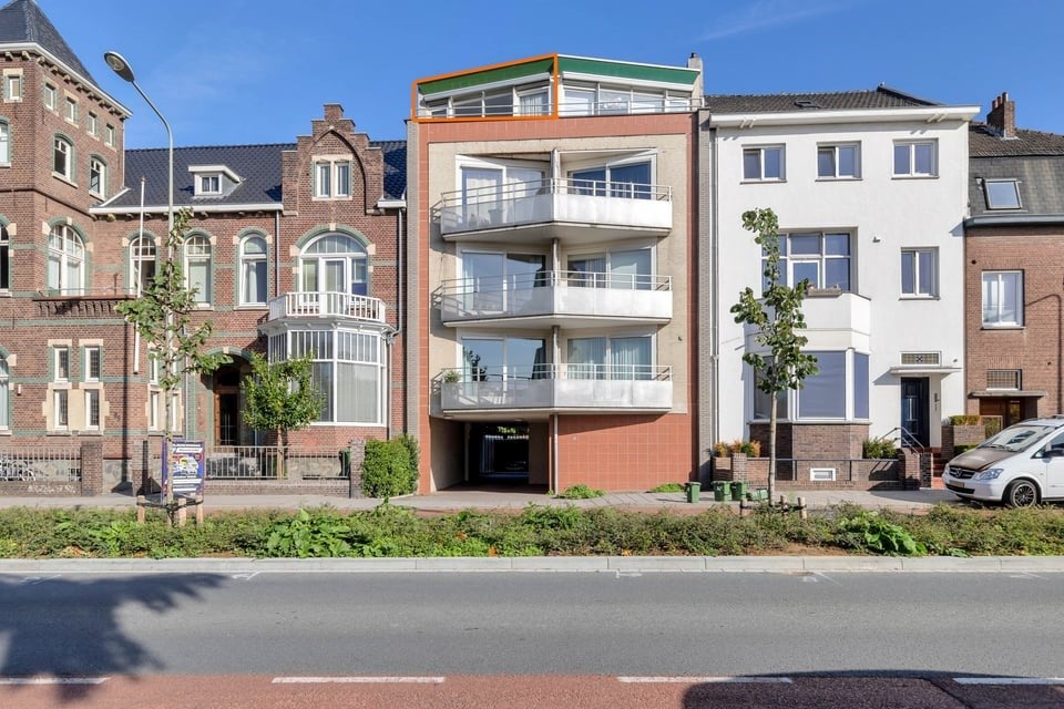 Appartement te koop: Scharnerweg 94E-01, Maastricht